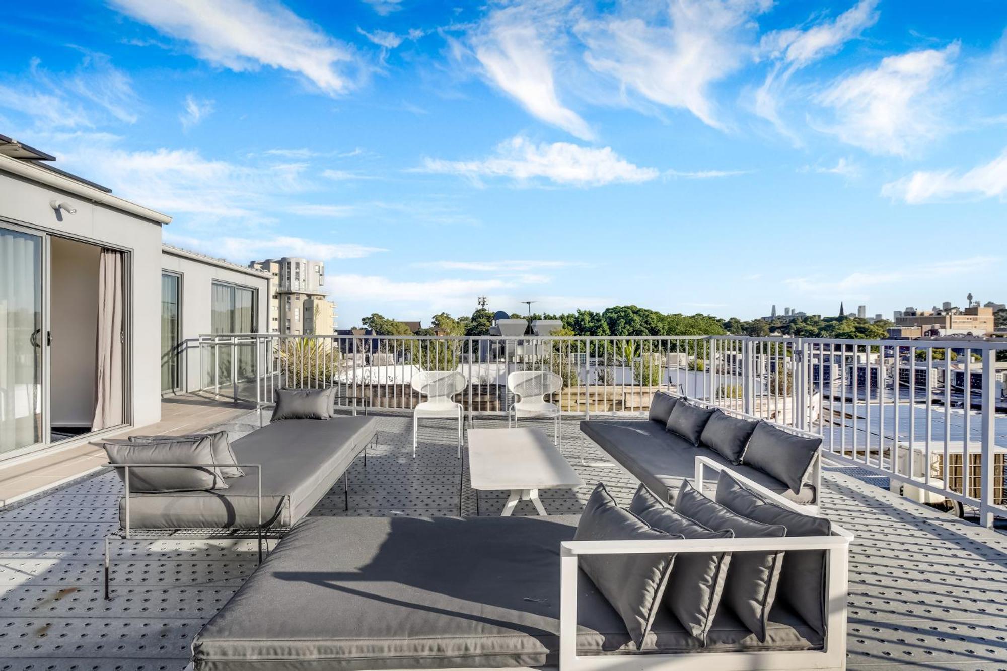 Two-Bedroom Apartment,1774502529:JPEG