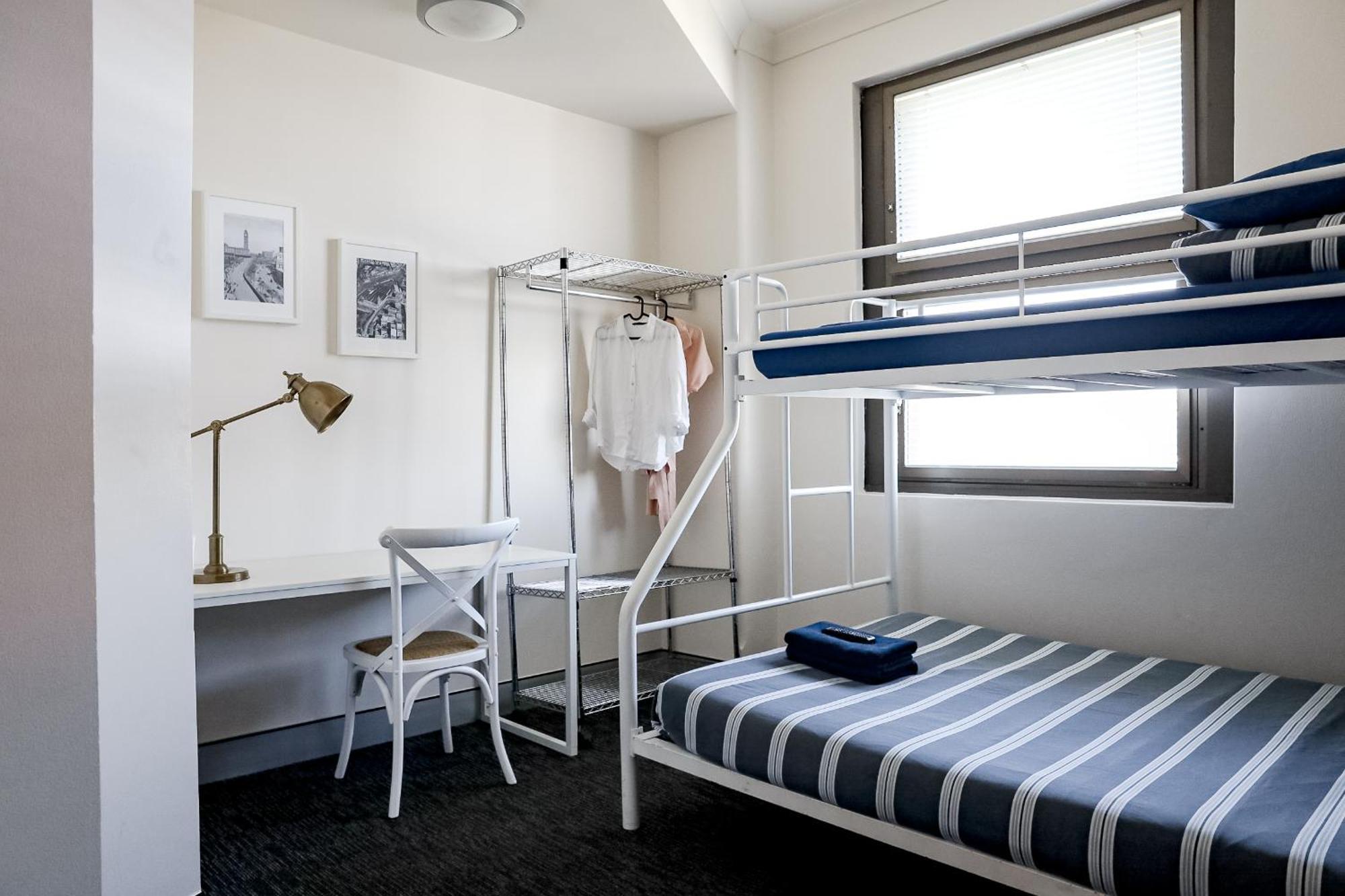Camera Tripla con Bagno in Comune